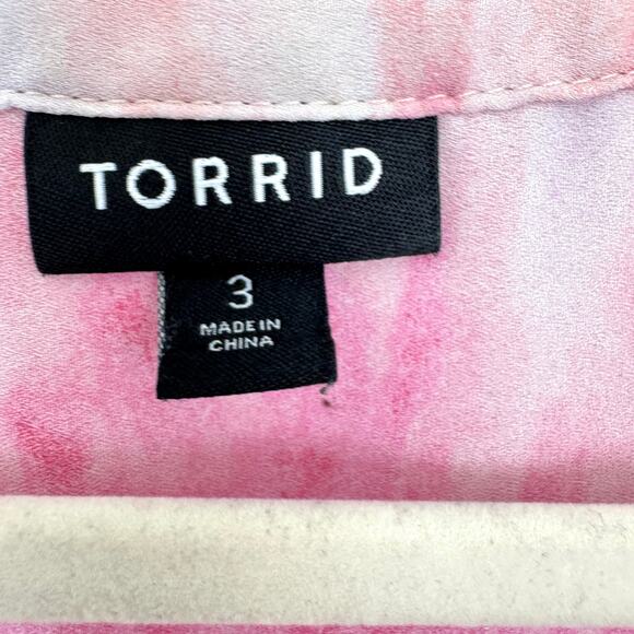 Torrid Womens Blouse Top Size 3X Watercolor Flowy Short Sleeve Pink - Picture 2 of 6